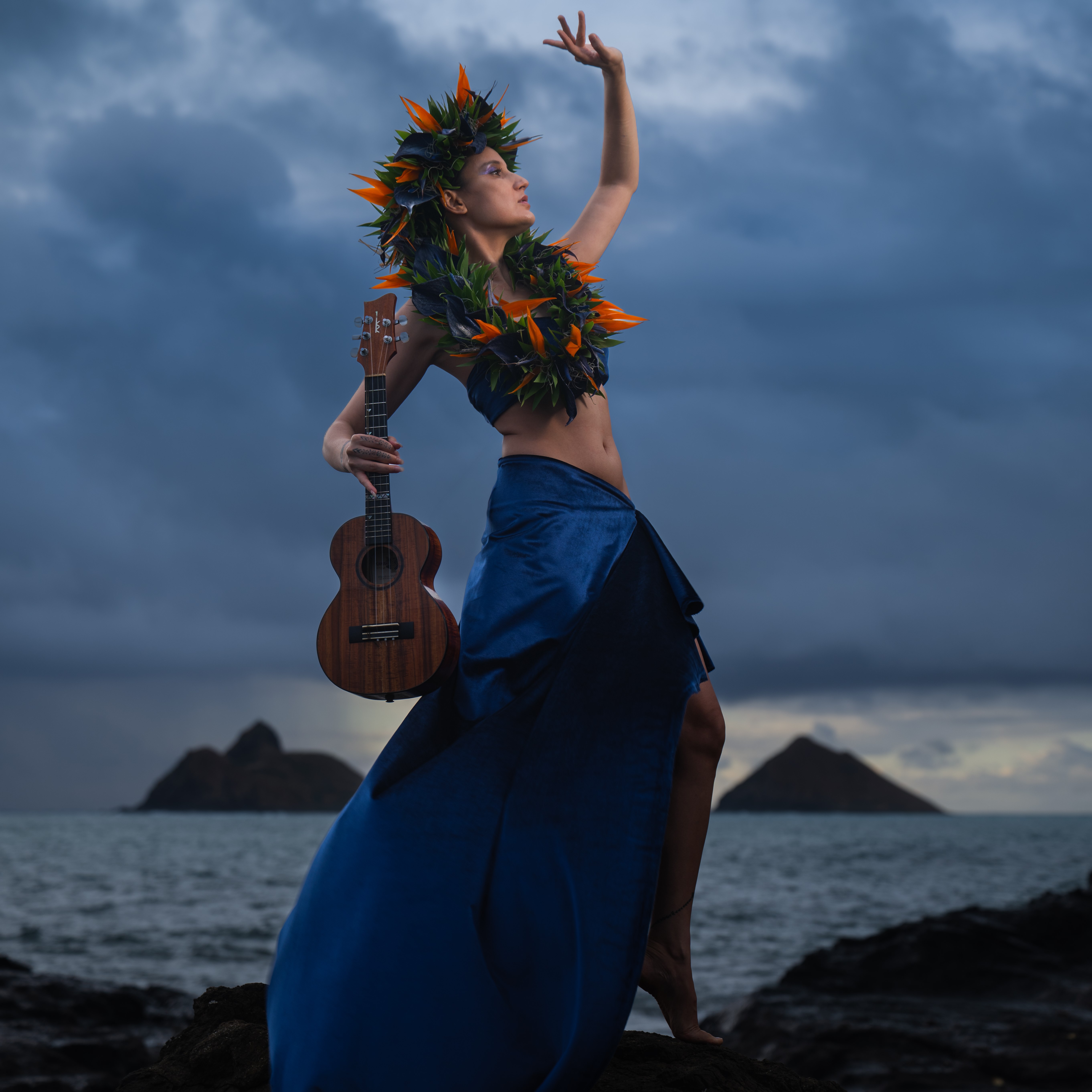Taimane performing, image for the instrumental track Li'ulā